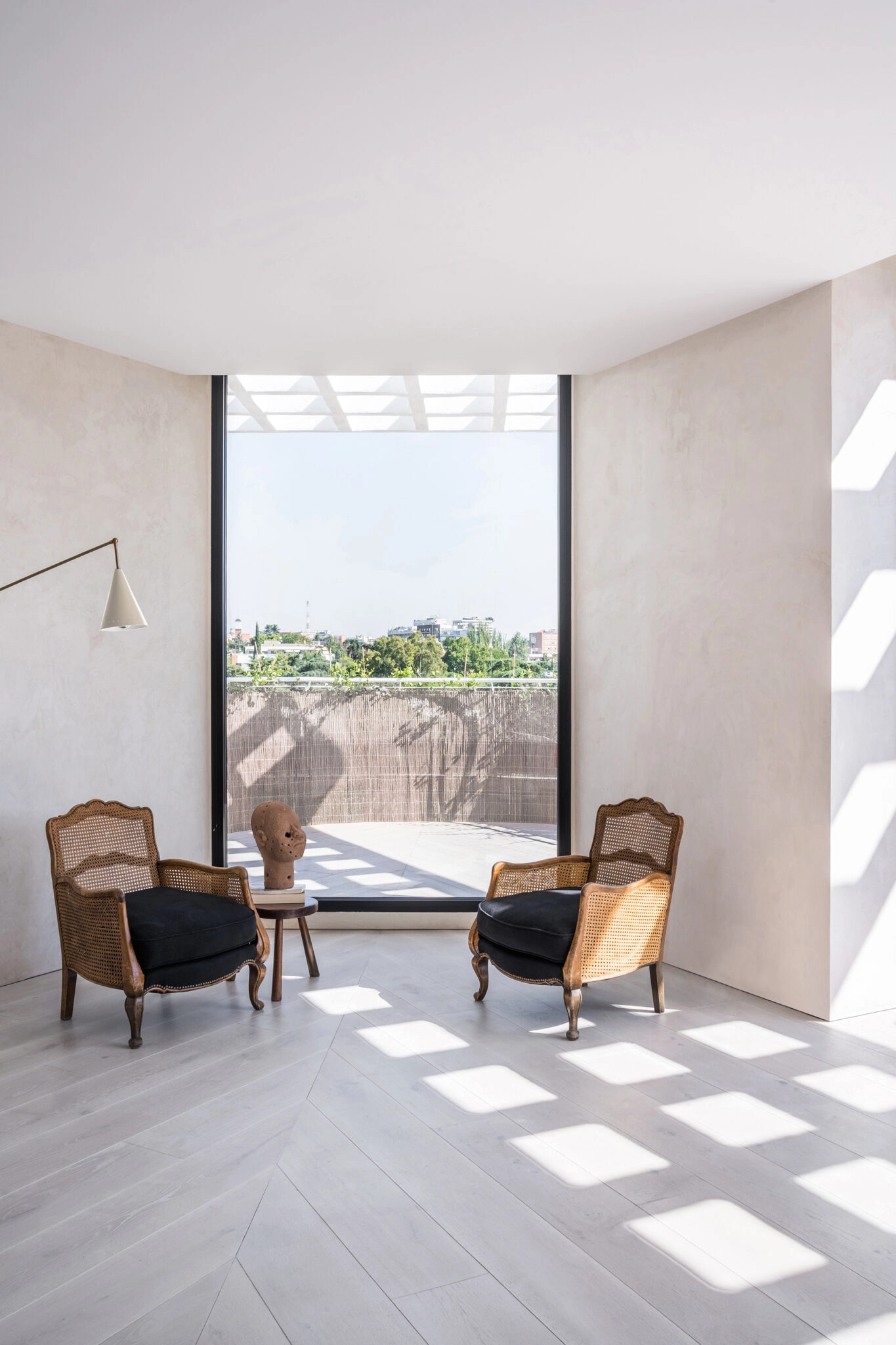 OOAA MADRID REFORMA PISO MADERA MINIMALISMO