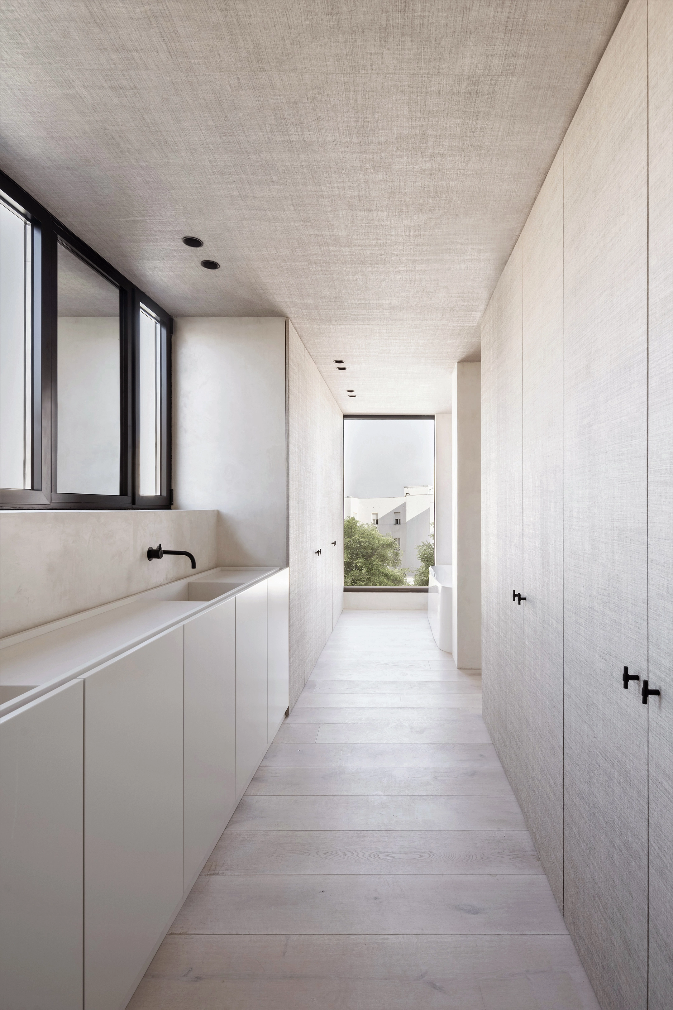 OOAA MADRID REFORMA PISO MADERA MINIMALISMO