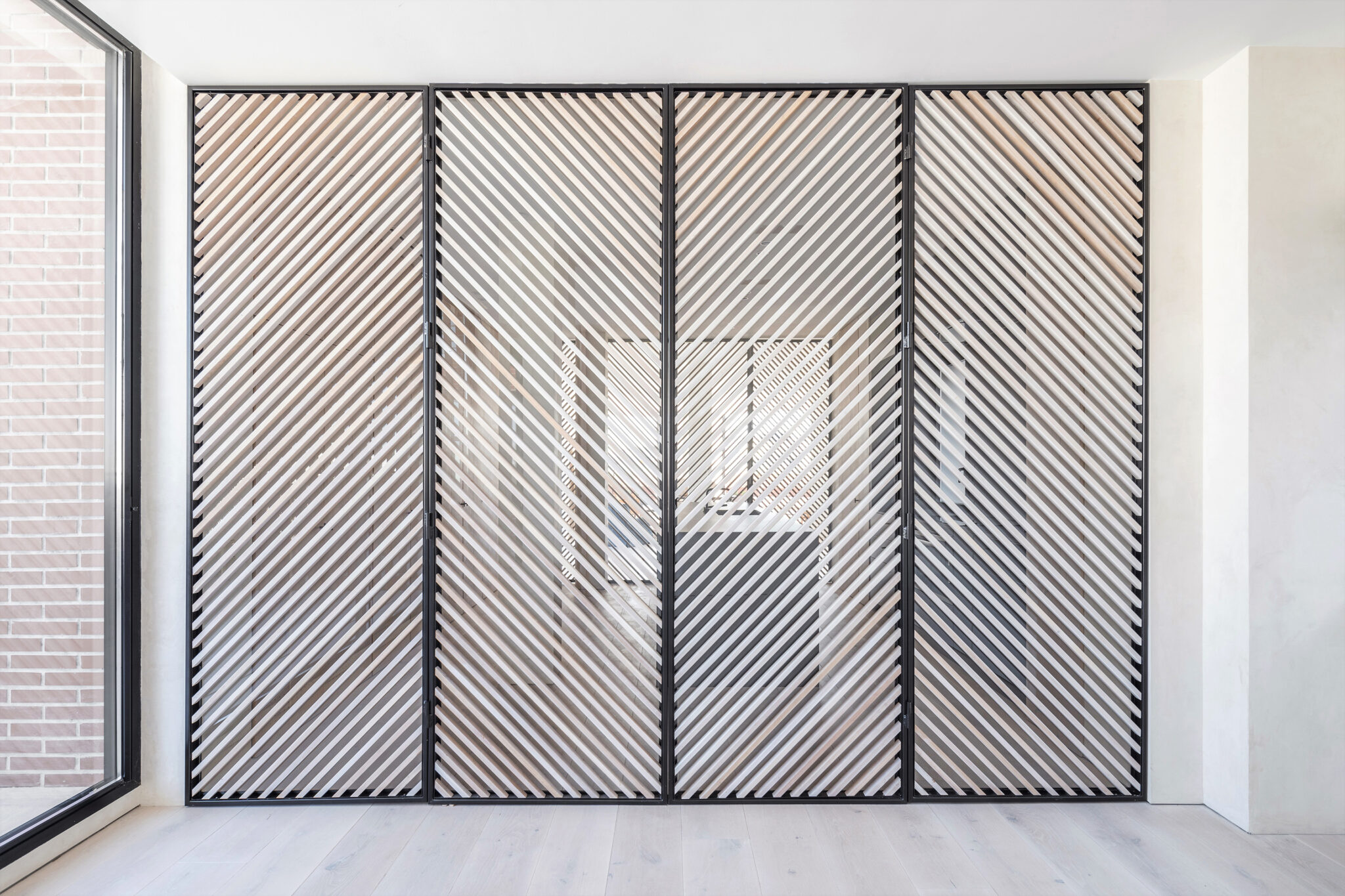 OOAA MADRID REFORMA PISO MADERA MINIMALISMO