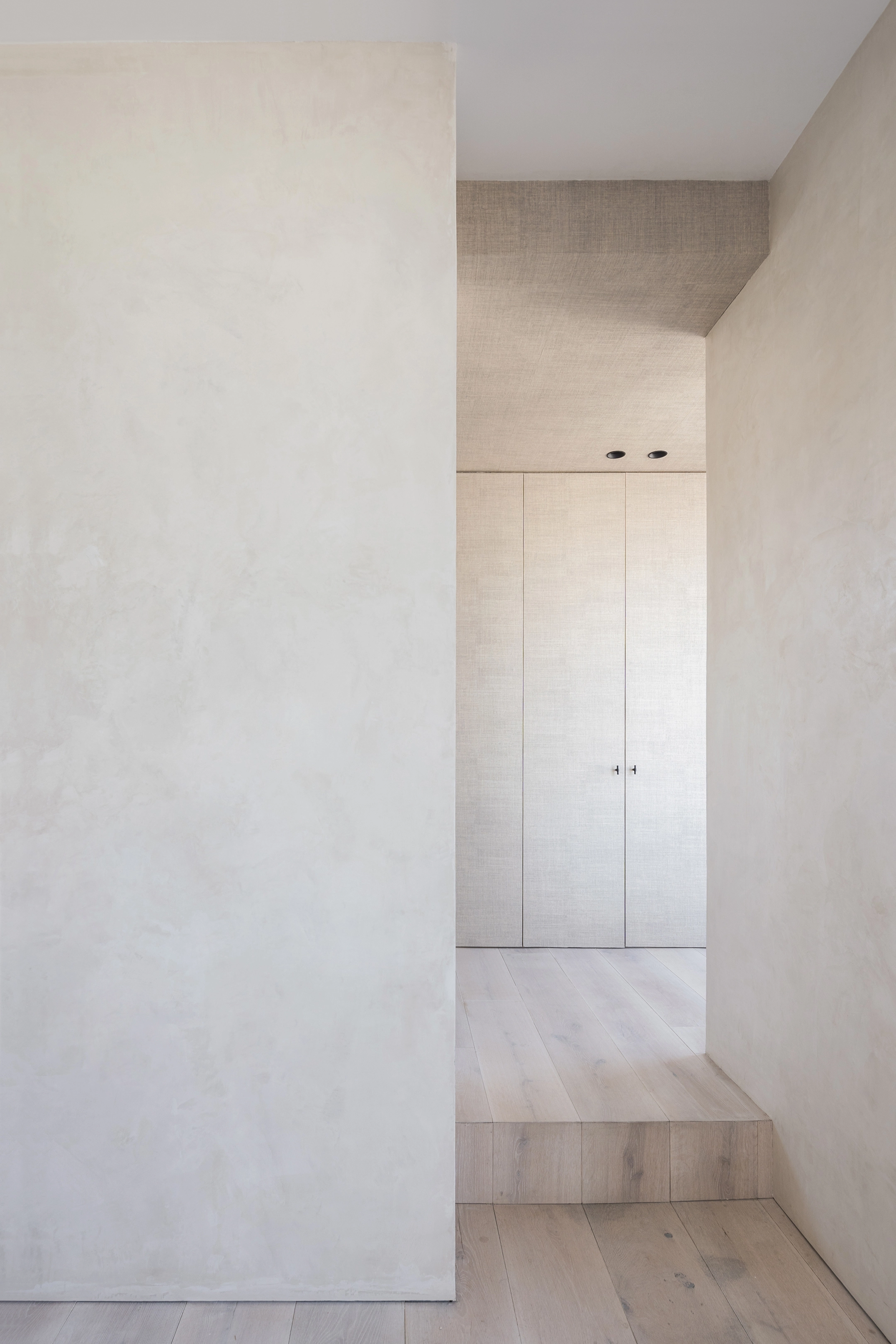 OOAA MADRID REFORMA PISO MADERA MINIMALISMO